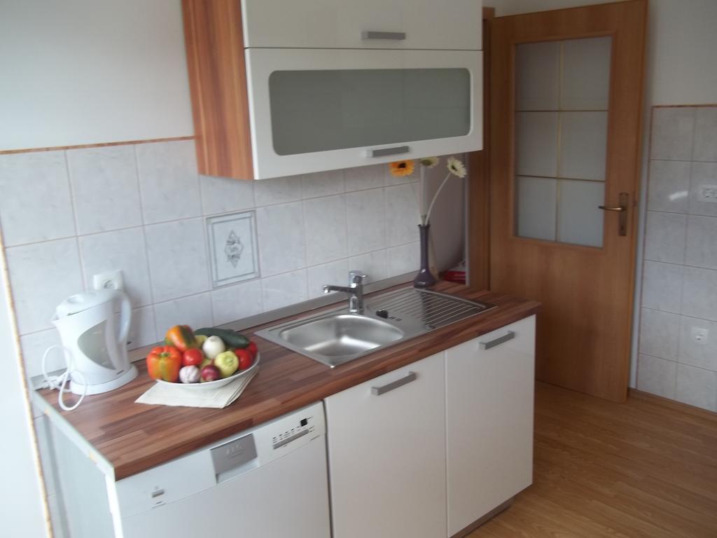 Apartments Ljubas Opatija Kamer foto